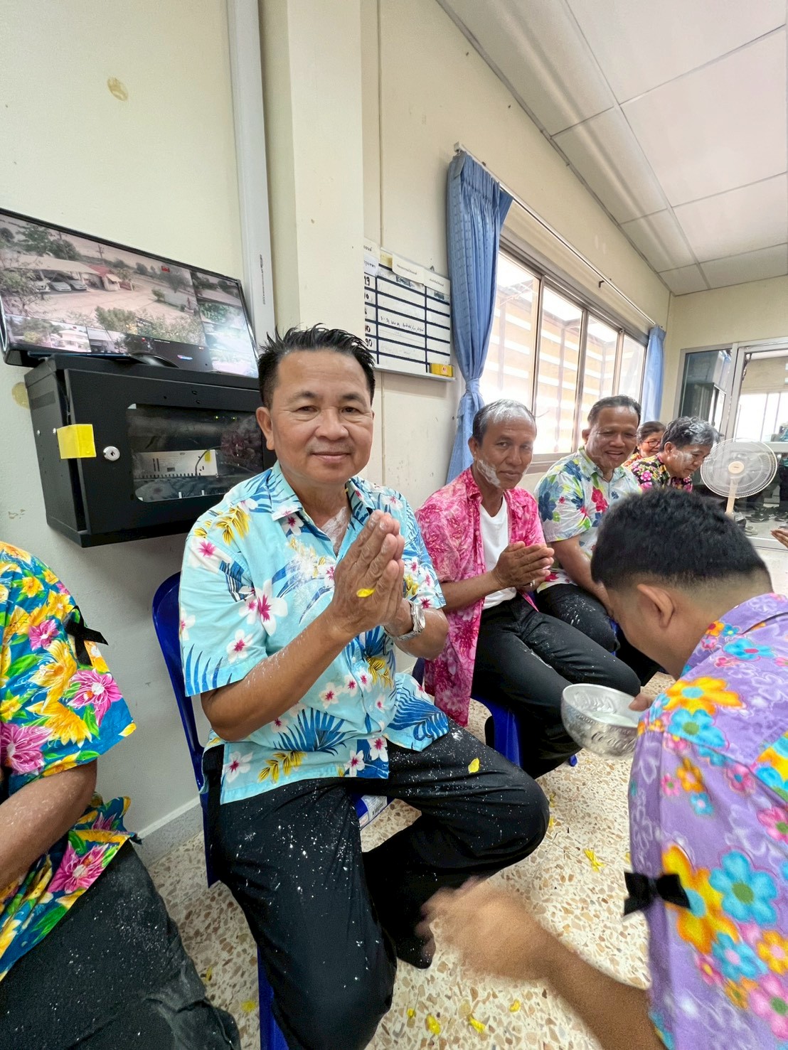 title - ส.ป.ก. ยโสธร จัดพิธีสรงน้ำพระและพิธีรดน้ำดำหัว เนื่องในโอกาสวันขึ้นปีใหม่ไทย ประจำปี พ.ศ.2569